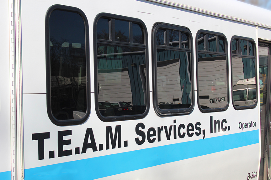 TEAM Logo Bus web